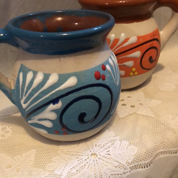 2 Beautiful handmade pottery terra-cotta hand-painted mugs - Picture 3 of 6
